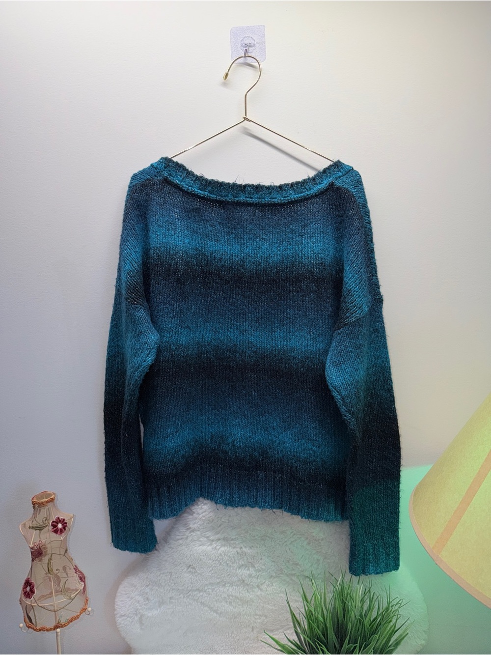 Garage Teal Ombre Knit - Women's Light Weight Cabincore Cozy Warm Soft Sweater 💫 - Picture 4 of 5